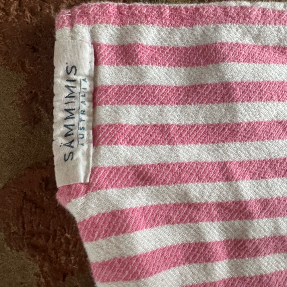 SAMMIMIS Turkish Cotton Pink and White Cover Up, Hooded Towel - Picture 4 of 6